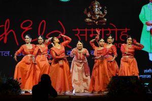 चक्रधर समारोह : नृत्यों ने कराया उत्तर-दक्षिण का संगम चक्रधर समारोह : नृत्यों ने कराया उत्तर-दक्षिण का संगम