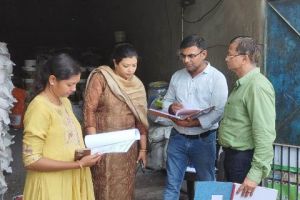  दो कीटनाशक दवा विक्रेता प्रतिष्ठानों को नोटिस