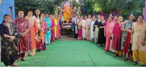 तालपुरी से गणपति की विसर्जन यात्रा आतिशबाजी व धूमधड़ाके से निकली तालपुरी से गणपति की विसर्जन यात्रा आतिशबाजी व धूमधड़ाके से निकली