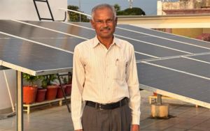 प्रधानमंत्री सूर्यघर मुफ्त बिजली योजना से चिंताराम चंद्रवंशी के बिजली बिल की चिंता हुई दूर प्रधानमंत्री सूर्यघर मुफ्त बिजली योजना से चिंताराम चंद्रवंशी के बिजली बिल की चिंता हुई दूर