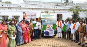 52 वार्डो में पीएम सूर्य घर मुफ्त बिजली योजना के प्रचार-प्रसार के लिए सूर्य रथ को दिखाई हरी झंडी