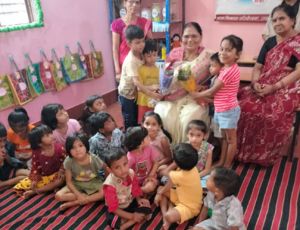 "प्रोजेक्ट आओ बांटे खुशियां" के तहत शासकीय कर्मचारियों ने अपने जन्मदिन पर बच्चों के संग साझा की खुशियां "प्रोजेक्ट आओ बांटे खुशियां" के तहत शासकीय कर्मचारियों ने अपने जन्मदिन पर बच्चों के संग साझा की खुशियां