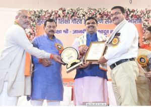  शिक्षकीय सेवा सबसे बड़ा पुण्य कार्य : स्कूल शिक्षा मंत्री गजेन्द्र यादव