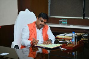  शिक्षा मंत्री गजेन्द्र यादव  17 सितंबर तक  प्रवास पर