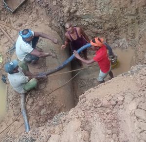  राइर्जिंग मेन पाईप लाईन लीकेज की तत्काल मरम्मत