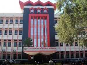  रायपुर मेडिकल कॉलेज में आवासीय भवन और छात्रावास निर्माण हेतु 61.39 करोड़ रुपए स्वीकृत 