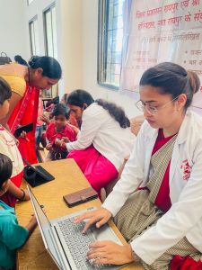 प्रोजेक्ट धड़कन“ के अंतर्गत आंगनबाड़ी एवं स्कूलों में हृदय जांच जारी, 51 बच्चों का हुआ परीक्षण प्रोजेक्ट धड़कन“ के अंतर्गत आंगनबाड़ी एवं स्कूलों में हृदय जांच जारी, 51 बच्चों का हुआ परीक्षण