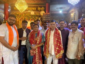 उद्योग मंत्री ने सर्वमंगला मंदिर में की पूजा अर्चना, प्रदेशवासियों के खुशहाली और समृद्धि की कामना की उद्योग मंत्री ने सर्वमंगला मंदिर में की पूजा अर्चना, प्रदेशवासियों के खुशहाली और समृद्धि की कामना की