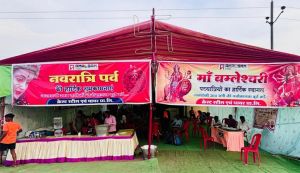 सेवा पंडालों में पदयात्रियों के लिए भोजन और नाश्ते के साथ विश्राम की भी सुविधा सेवा पंडालों में पदयात्रियों के लिए भोजन और नाश्ते के साथ विश्राम की भी सुविधा