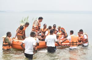 तांदुला जलाशय एवं गंगा मैया मंदिर के सामने नहर पर किया गया मॉक ड्रिल का आयोजन तांदुला जलाशय एवं गंगा मैया मंदिर के सामने नहर पर किया गया मॉक ड्रिल का आयोजन