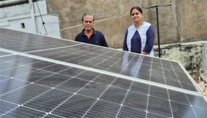 भिलाई निवासी शकुन्तला टंडन ने सोलर ऊर्जा से घटाया बिजली बिल, अतिरिक्त उत्पादन से कमा रहे आय भिलाई निवासी शकुन्तला टंडन ने सोलर ऊर्जा से घटाया बिजली बिल, अतिरिक्त उत्पादन से कमा रहे आय