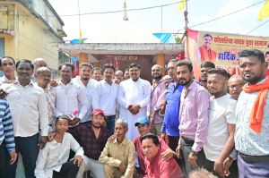 कोसरिया यादव युवा समाज ने किया कैबिनेट मंत्री गजेन्द्र यादव का सम्मान कोसरिया यादव युवा समाज ने किया कैबिनेट मंत्री गजेन्द्र यादव का सम्मान