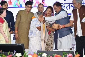 जिले में चल रहे नवाचार का मुख्यमंत्री ने किया अवलोकन, की सराहना