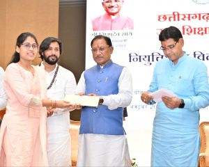 पारदर्शी एवं निष्पक्ष भर्ती प्रक्रियाओं से युवाओं का भविष्य हुआ सुरक्षित : मुख्यमंत्री श्री साय*