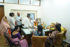  कार्यकर्ताओं ने  प्रदेश अध्यक्ष देव से  की मुलाकात