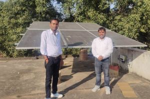 घर की छत केवल ऊर्जा का स्रोत नहीं, बल्कि बचत और स्वावलंबन का बना प्रतीक- मनोज जायसवाल घर की छत केवल ऊर्जा का स्रोत नहीं, बल्कि बचत और स्वावलंबन का बना प्रतीक- मनोज जायसवाल