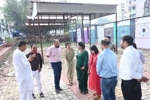 गोलबाजार चिकनी मन्दिर के पास निगम की कार्यवाही से प्रभावित पसरा व्यापारियों को बूढ़ापारा पुराना धरना स्थल में दीपावली पर्व तक बैठने की व्यवस्था&hellip;.  महापौर मीनल चौबे ने दिए निर्देश