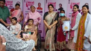 स्वस्थ नारी, सशक्त परिवार अभियान के तहत रायपुर जिले में 1.19 लाख से अधिक लोगों की हुई स्वास्थ्य जांच स्वस्थ नारी, सशक्त परिवार अभियान के तहत रायपुर जिले में 1.19 लाख से अधिक लोगों की हुई स्वास्थ्य जांच