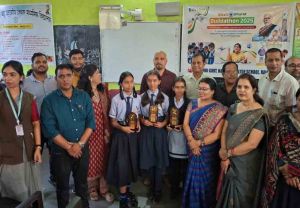 रायगढ़ में विद्यार्थियों ने प्रस्तुत किए प्लास्टिक प्रदूषण पर अभिनव समाधान रायगढ़ में विद्यार्थियों ने प्रस्तुत किए प्लास्टिक प्रदूषण पर अभिनव समाधान