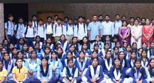  स्कूली बच्चों ने किया आईआईटी भिलाई का शैक्षणिक भ्रमण