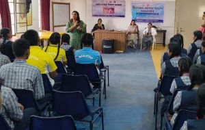   विद्यालयों में सिकल सेल शिविर का हो रहा आयोजन