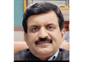 पटाखों को सावधानी से चलावें - डॉ. दिनेश मिश्र