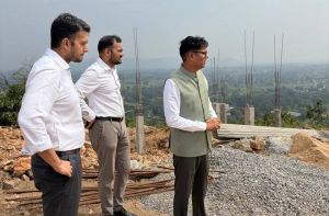 वित्त मंत्री ओ.पी.चौधरी ने किया गजमार पहाड़ के सौंदर्यीकरण कार्यों का निरीक्षण वित्त मंत्री ओ.पी.चौधरी ने किया गजमार पहाड़ के सौंदर्यीकरण कार्यों का निरीक्षण