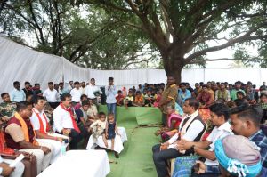  उप मुख्यमंत्री विजय शर्मा ने सुदूर संवेदनशील ग्राम कच्चापाल में ग्रामीणों के साथ किया संवाद