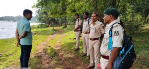 वनमण्डलाधिकारी ने अमरूवा एवं गोलझर क्षेत्र का किया निरीक्षण वनमण्डलाधिकारी ने अमरूवा एवं गोलझर क्षेत्र का किया निरीक्षण