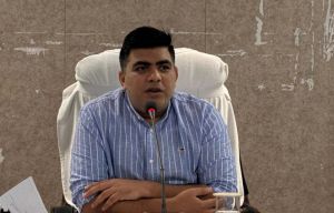 कलेक्टर ने समर्थन मूल्य पर धान खरीदी की तैयारी की विस्तृत समीक्षा की कलेक्टर ने समर्थन मूल्य पर धान खरीदी की तैयारी की विस्तृत समीक्षा की