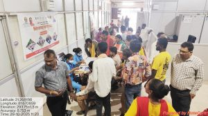 रायपुर नगर पालिक निगम जोन 9 के 98 सफाई मित्रों, स्वच्छता दीदियों का किया गया स्वास्थ्य परीक्षण