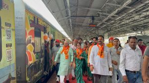  श्री रामलला दर्शन योजना : संभाग से 850 और जिले के 225 श्रद्धालु अयोध्या धाम के लिए हुए रवाना