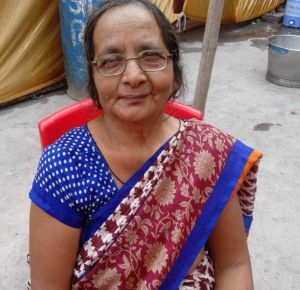   श्रीमती नीरा दुबे का निधन