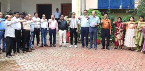  क्षेत्रीय प्रशासनिक भवन में विद्युत कर्मियों ने ली राष्ट्रीय एकता दिवस की शपथ