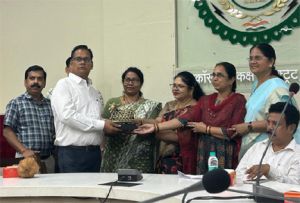 सेवानिवृत्ति पर सम्मानित हुए सहायक अधीक्षक विनोद सिंह