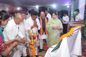 रायगढ़ सांसद राधेश्याम राठिया ने सारंगढ़ में किया जिला स्तरीय राज्योत्सव का शुभारंभ