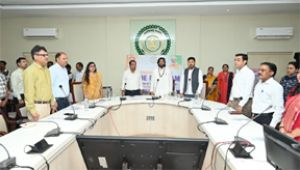 राष्ट्रगीत ‘वंदे मातरम्’ के 150 वर्ष पूर्ण होने पर पूरे जिले में उमड़ा देशभक्ति का उत्साह राष्ट्रगीत ‘वंदे मातरम्’ के 150 वर्ष पूर्ण होने पर पूरे जिले में उमड़ा देशभक्ति का उत्साह