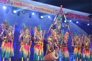 बालीजात्र महोत्सव कटक में होगा गेड़ी नृत्य का शानदार प्रदर्शन बालीजात्र महोत्सव कटक में होगा गेड़ी नृत्य का शानदार प्रदर्शन