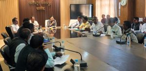 बालोद जिले में समर्थन मूल्य पर धान खरीदी कार्य को सुचारू रूप से संपन्न कराने हेतु की जा रही है समुचित तैयारियां बालोद जिले में समर्थन मूल्य पर धान खरीदी कार्य को सुचारू रूप से संपन्न कराने हेतु की जा रही है समुचित तैयारियां