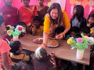 बच्चों के चेहरों पर मुस्कान, कर्मचारियों का जन्मदिन बना यादगार – “प्रोजेक्ट आओ बाँटें खुशियाँ” के तहत शासकीय कर्मचारी बच्चों संग साझा कर रहे हैं खुशियाँ बच्चों के चेहरों पर मुस्कान, कर्मचारियों का जन्मदिन बना यादगार – “प्रोजेक्ट आओ बाँटें खुशियाँ” के तहत शासकीय कर्मचारी बच्चों संग साझा कर रहे हैं खुशियाँ