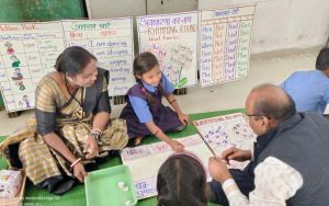 महासमुंद जिले के 1269 प्राथमिक शालाओं में बुनियादी साक्षरता एवं संख्या ज्ञान मेला का आयोजन 