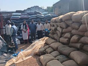 अवैध धान भंडारण पर खाद्य एवं राजस्व विभाग की कार्रवाई जारी, 223.20 क्विंटल अवैध धान जब्त अवैध धान भंडारण पर खाद्य एवं राजस्व विभाग की कार्रवाई जारी, 223.20 क्विंटल अवैध धान जब्त