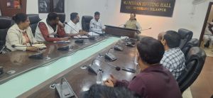 कलेक्टर ने ली राईस मिलर्स की बैठक