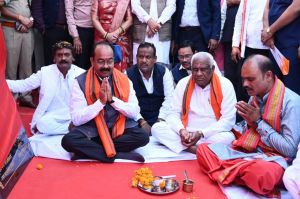 उप मुख्यमंत्री अरुण साव ने 29.90 करोड़ के कार्यों का किया लोकार्पण-भूमिपूजन उप मुख्यमंत्री अरुण साव ने 29.90 करोड़ के कार्यों का किया लोकार्पण-भूमिपूजन