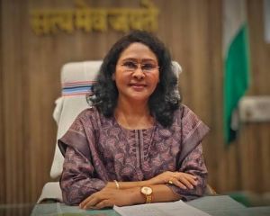 कलेक्टर श्रीमती मिश्रा ने धान की अवैध खरीदी-बिक्री तथा परिवहन पर रोक लगाने हेतु जिले में चेक पोस्ट बनाने के दिए निर्देश