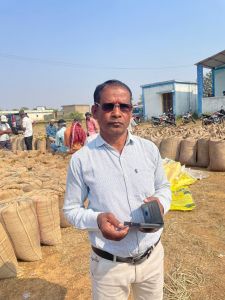 मेहनत का वाजिब दाम मिलने से खुश हैं किसान मेहनत का वाजिब दाम मिलने से खुश हैं किसान