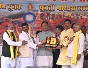 जनजातीय समुदाय के सर्वांगीण विकास के लिए कार्य कर रही है हमारी सरकार : मुख्यमंत्री श्री साय जनजातीय समुदाय के सर्वांगीण विकास के लिए कार्य कर रही है हमारी सरकार : मुख्यमंत्री श्री साय