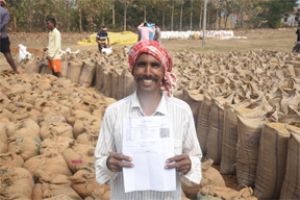  सुव्यवस्थित धान खरीदी और किसान हितैषी योजनाओं ने बदली किसानों की जिन्दगी