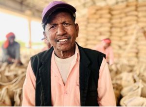 मुख्यमंत्री विष्णुदेव साय के नीतियों से किसानों का बढ़ा भरोसा और आत्मसम्मान मुख्यमंत्री विष्णुदेव साय के नीतियों से किसानों का बढ़ा भरोसा और आत्मसम्मान