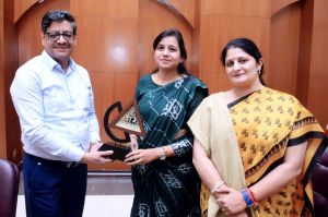 न्यूनतम डोज में बीमारी ठीक करती है होम्योपैथी- डॉ. जैन न्यूनतम डोज में बीमारी ठीक करती है होम्योपैथी- डॉ. जैन